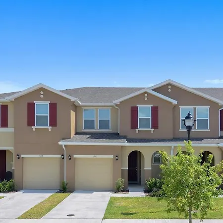 Four Bedrooms Townhome 5130